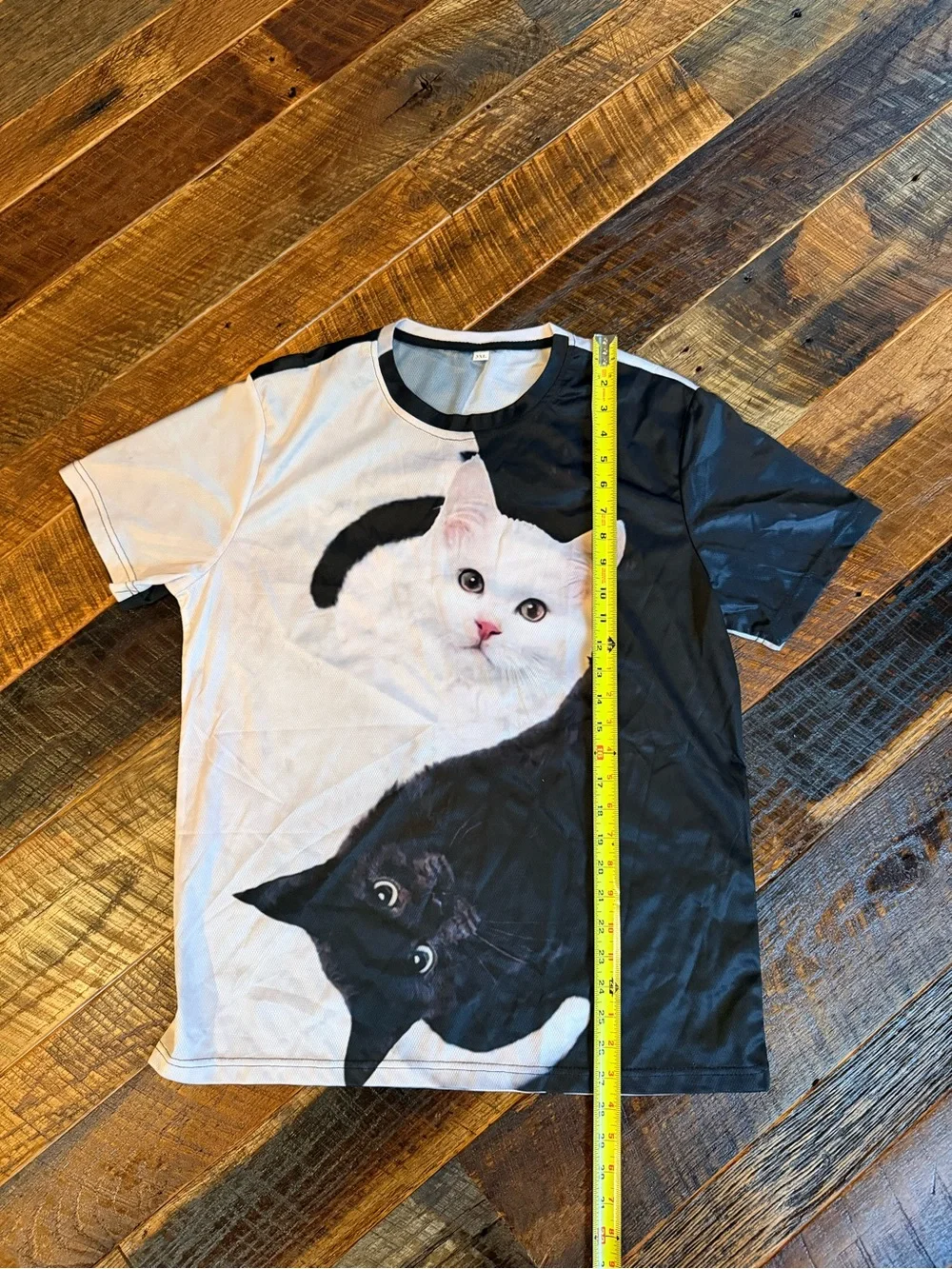Cat Yin Yang Graphic Tee - White & Black